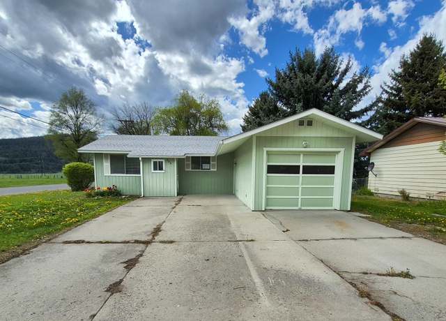 Property at 306 S Bernard St, Chewelah, WA 99109, 2 beds, 2 baths