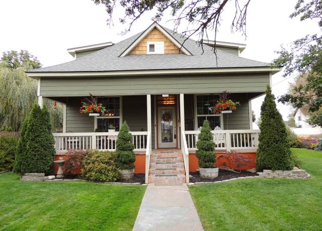 Property at 1202 8th St, Davenport, WA 99122, 5 beds, 2 baths