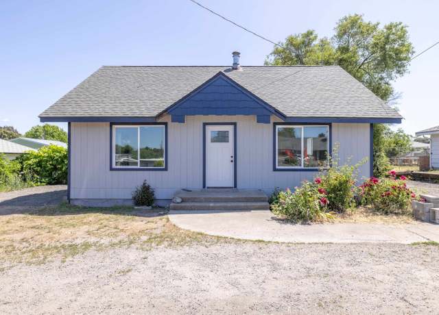 Property at 505 S University Rd, Spokane Valley, WA 99206, 4 beds, 2 baths