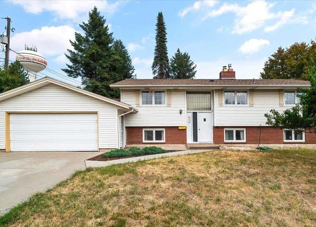 Property at 927 Oakland St, Cheney, WA 99004, 4 beds, 2 baths