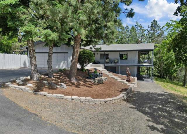 Property at 6913 S Ben Burr Rd, Spokane, WA 99223, 4 beds, 3 baths