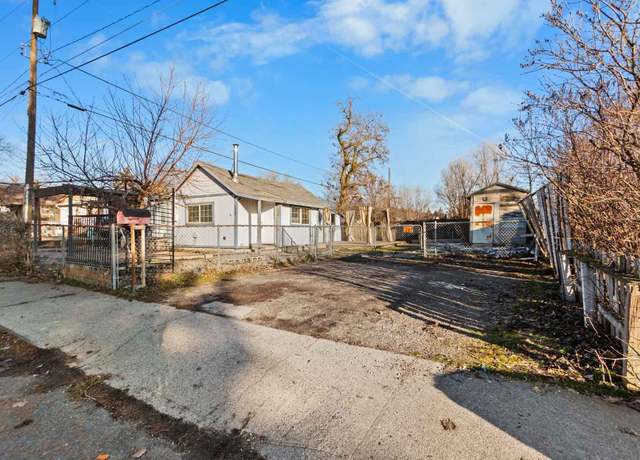 Property at 3014 N Regal St, Spokane, WA 99207, 2 beds, 1 bath