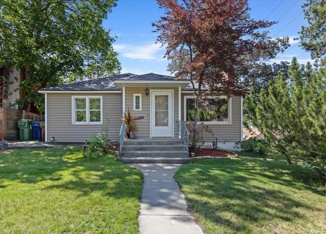 Property at 2527 W Courtland Ave, Spokane, WA 99205, 4 beds, 2 baths