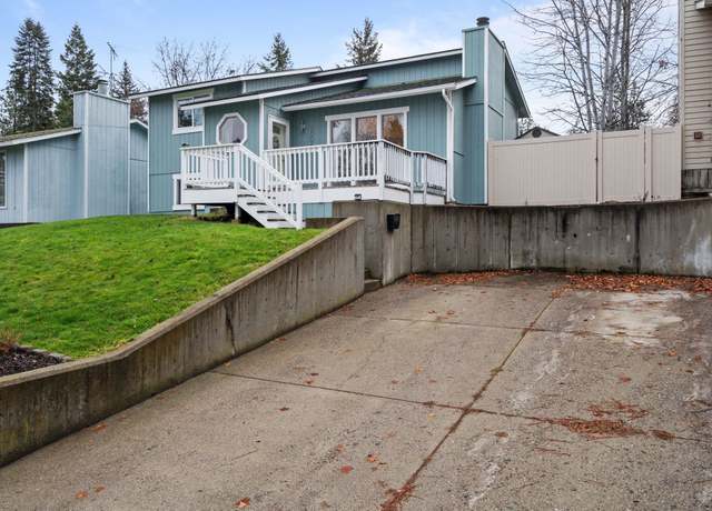 Property at 2004 E 13th Ave, Spokane, WA 99202, 3 beds, 2 baths