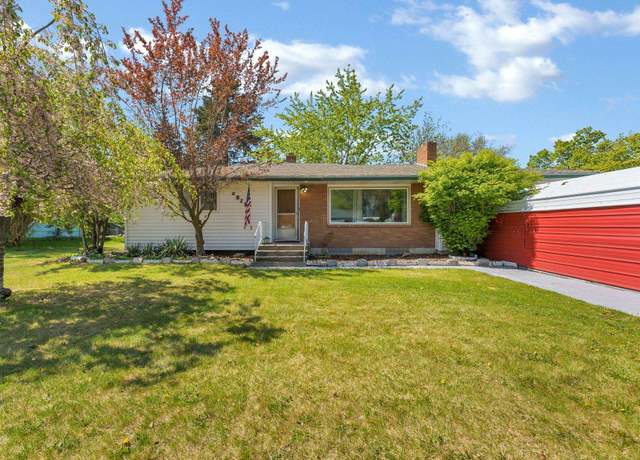 Property at 915 N Bowdish Rd, Spokane Valley, WA 99206, 4 beds, 2 baths