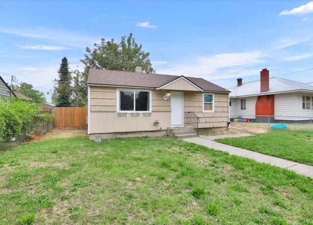 Property at 4812 N Martin St, Spokane, WA 99207, 2 beds, 1 bath
