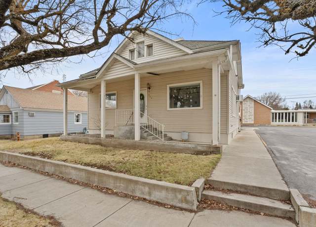 Property at 925 Morgan St, Davenport, WA 99122, 3 beds, 2 baths