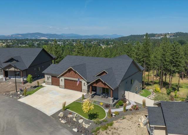 Property at 14329 E 39th Ln, Veradale, WA 99037, 4 beds, 3 baths