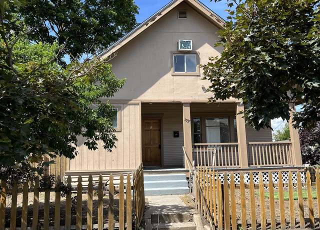 Property at 2937 E Broad Ave, Spokane, WA 99217, 7 beds, 3 baths