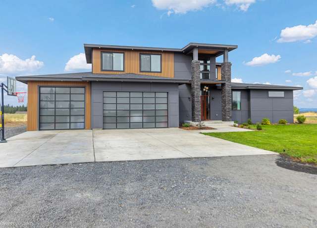 Property at 8250 W Mission Rd, Spokane, WA 99224, 5 beds, 3 baths