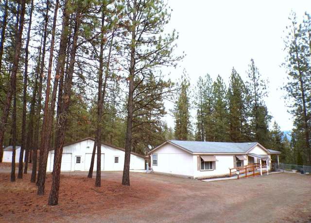 Property at 17 Crestview Dr, Kettle Falls, WA 99141, 3 beds, 2 baths