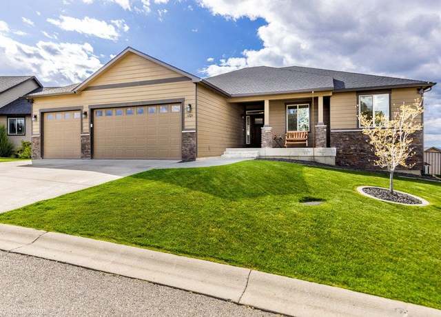 Property at 6025 N Hillmont Ln, Spokane, WA 99217, 5 beds, 3 baths