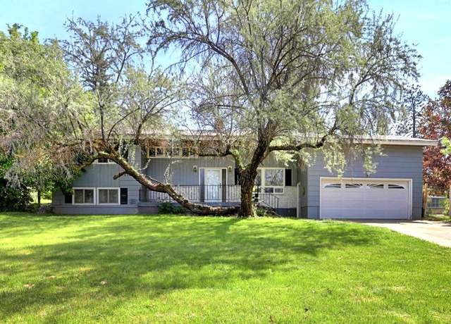 Property at 14107 S Moody Dr, Medical Lake, WA 99022, 4 beds, 3 baths