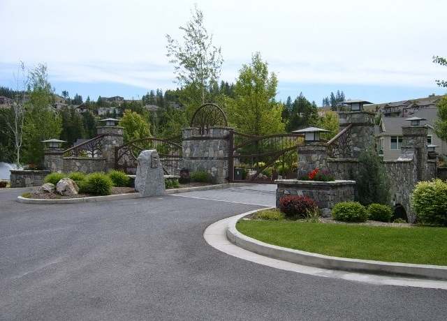 Property at 13510 N Golf View Ln, Spokane, WA 99208