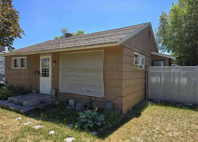 Property at 3004 E Nora Ave, Spokane, WA 99207, 2 beds, 1 bath