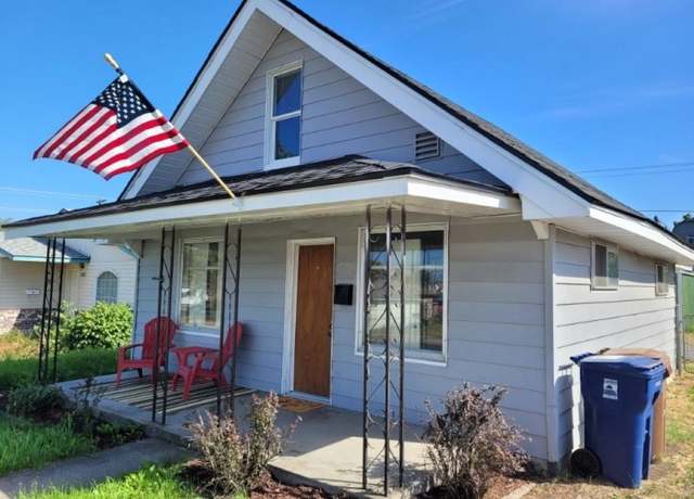 Property at 2018 E Longfellow Ave, Spokane, WA 99207-2427, 3 beds, 1 bath