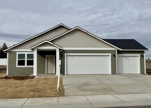Property at 811 E 5th St, Deer Park, WA 99006, 4 beds, 2 baths