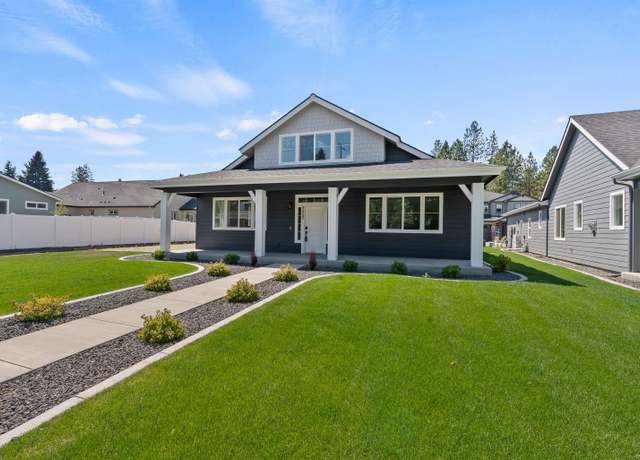 Property at 3222 S Crestline St, Spokane, WA 99203, 3 beds, 2 baths