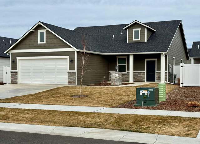 Property at 1321 E 12th St, Deer Park, WA 99006, 3 beds, 2 baths