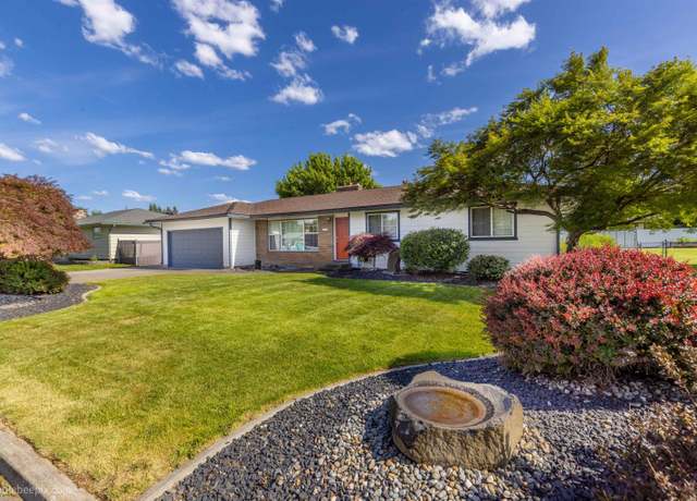 Property at 11918 E Grace Ave, Spokane Valley, WA 99206, 5 beds, 2 baths