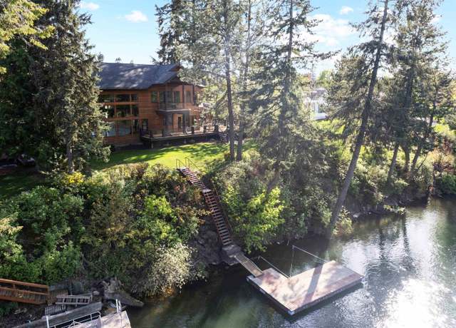 Property at 8605 E South Riverway Ave, Spokane, WA 99212, 3 beds, 3 baths
