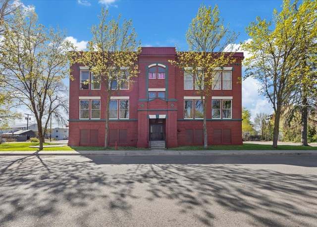 Property at 5634 E Commerce Ave, Spokane, WA 99207, 4 beds, 4 baths