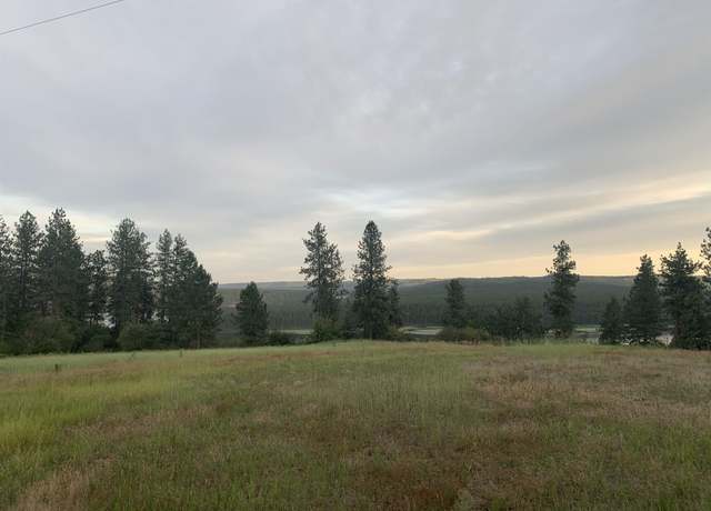 Property at 5677 Riverview Ln, Deer Park, WA 99006