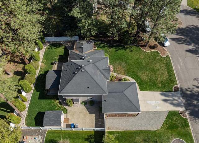 Property at 1216 W Candlewood Ct, Spokane, WA 99218, 5 beds, 3 baths