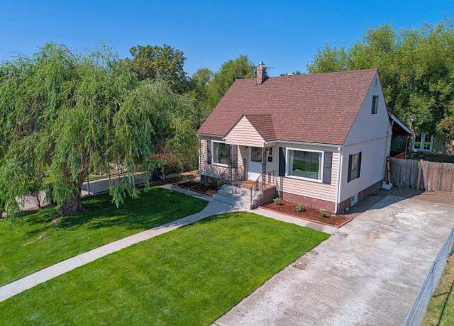 Property at 1907 N Nelson St, Spokane, WA 99207, 4 beds, 2 baths