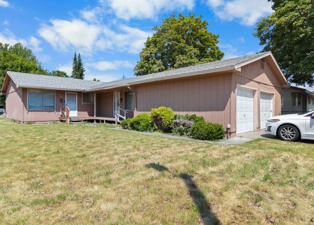 Property at 2915 - 2917 E Rockwell Ave, Spokane, WA 99207, 4 beds, 2 baths