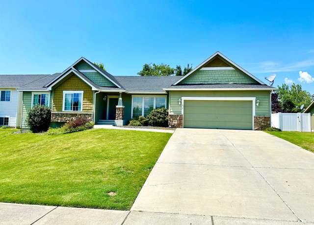 Property at 913 N Oasis Ave, Deer Park, WA 99006, 4 beds, 3 baths