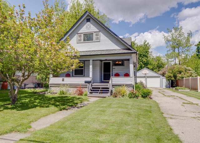 Property at 317 E 17th Ave, Spokane, WA 99203, 3 beds, 2 baths