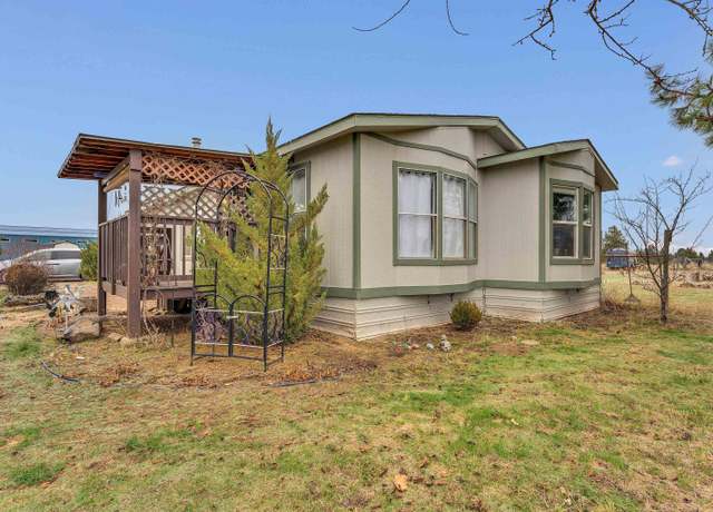 Property at 30708 N Austin Rd, Deer Park, WA 99006, 3 beds, 2 baths
