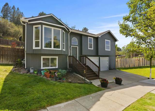 Property at 18108 E Crescent Dr, Greenacres, WA 99016, 5 beds, 3 baths
