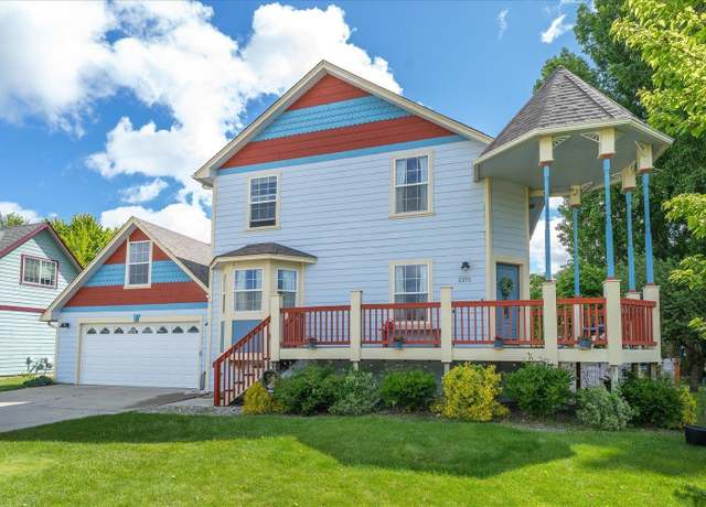 Property at 2215 N 8th St, Cheney, WA 99004, 4 beds, 3 baths