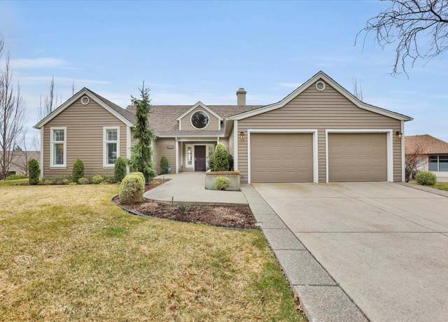 Property at 4916 S St Andrews Ln, Spokane, WA 99223, 4 beds, 3 baths