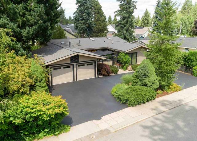 Property at 2111 E 34th Ave, Spokane, WA 99203, 4 beds, 3 baths