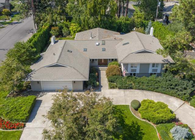 Property at 4816 S Helena St, Spokane, WA 99223, 5 beds, 4 baths