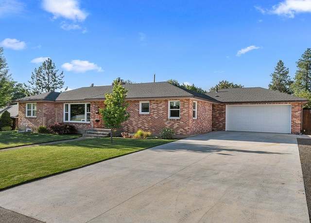 Property at 2416 W Providence Ave, Spokane, WA 99205, 3 beds, 2 baths