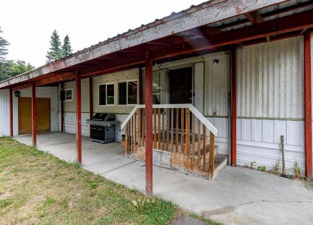 Property at 518 E 2nd Ave, Deer Park, WA 99006, 2 beds, 1 bath