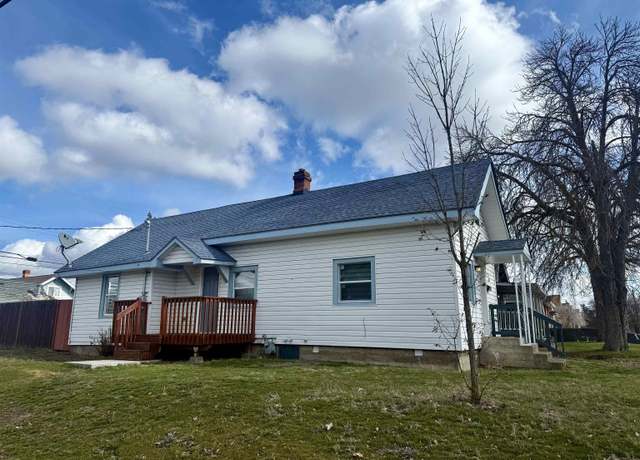 Property at 603 E Liberty Ave, Spokane, WA 99207, 3 beds, 1 bath