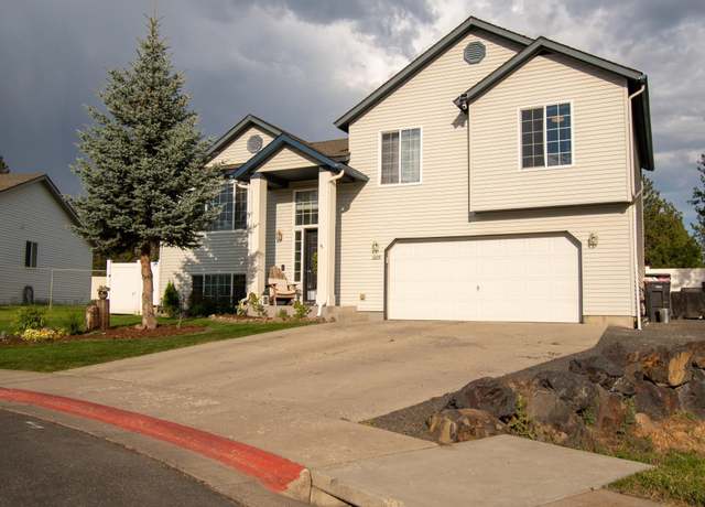 Property at 3109 Thistle Creek Ln, Cheney, WA 99004, 4 beds, 3 baths