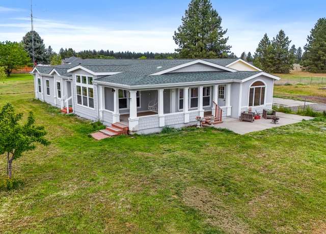 Property at 1028 W Crestview Rd, Spokane, WA 99224, 4 beds, 2 baths