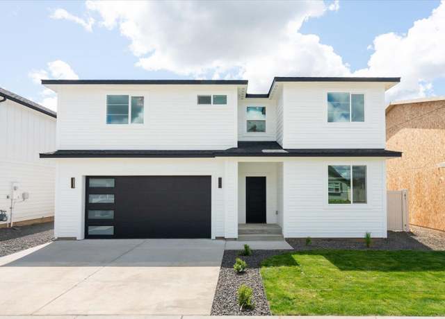 Property at 2077 W Walker Ave, Spokane, WA 99208, 4 beds, 3 baths