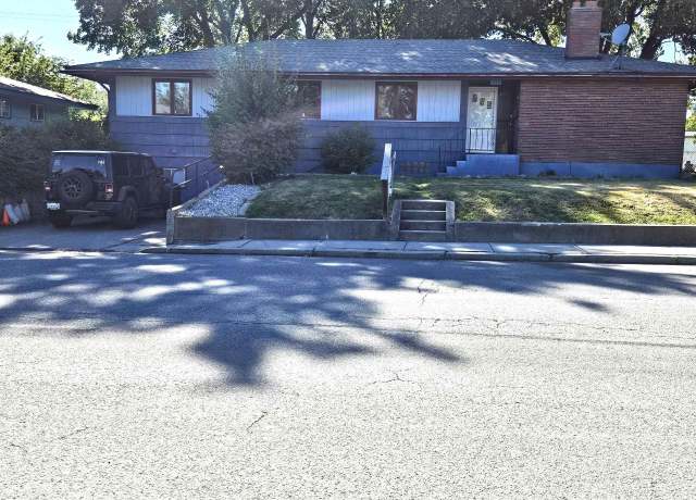 Property at 222 N 6th St, Cheney, WA 99004, 5 beds, 3 baths