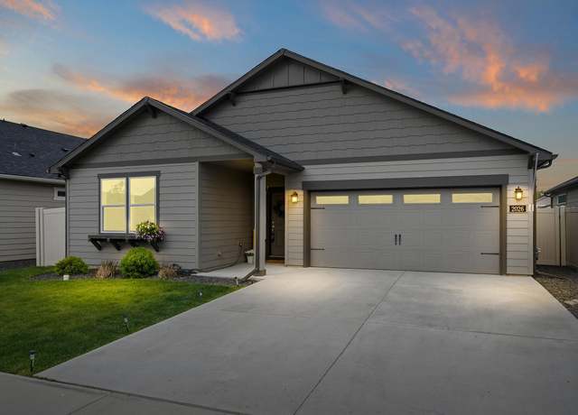 Property at 2026 W Parkway Ct, Spokane, WA 99208, 4 beds, 2 baths