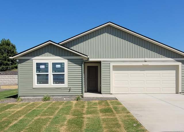Property at 801 E K St, Deer Park, WA 99006, 3 beds, 2 baths