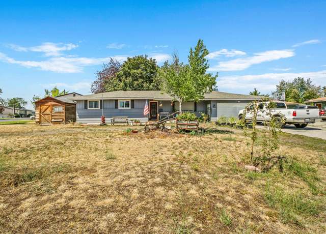 Property at 7005 N Standard St, Spokane, WA 99208, 4 beds, 3 baths