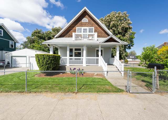 Property at 2225 N Washington St, Spokane, WA 99205, 3 beds, 2 baths
