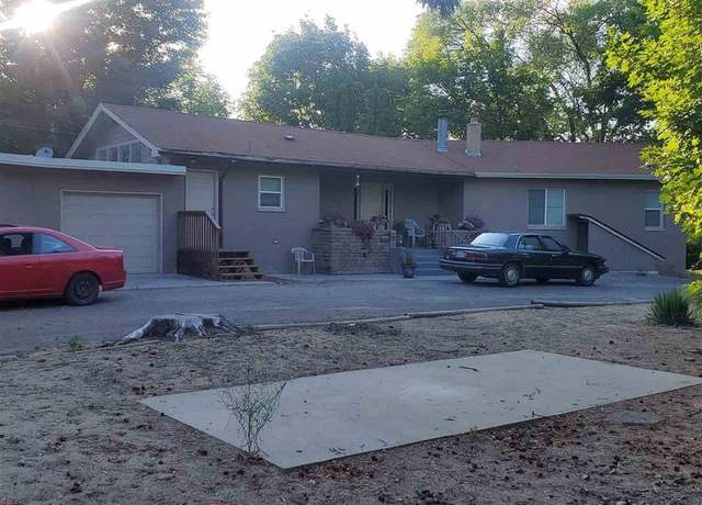 Property at 616 W Graves Rd, Spokane, WA 99218, 6 beds, 5 baths